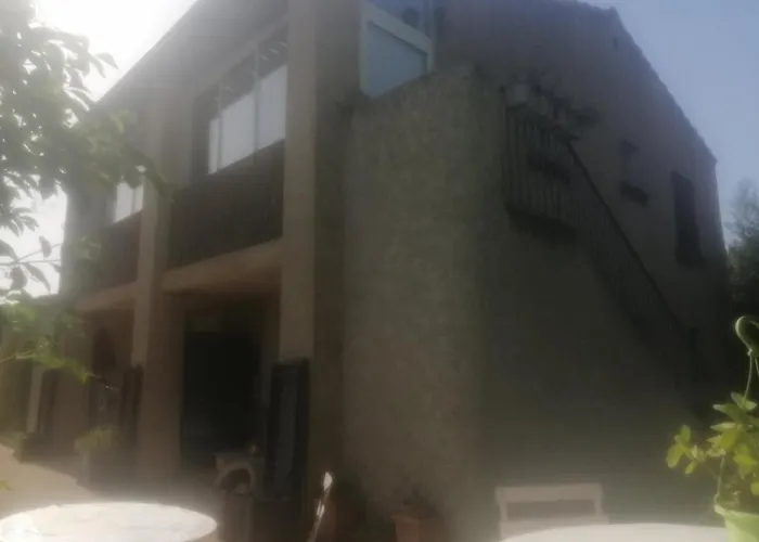 Holiday home De A A 10 Minutes Environ Du De Sainte Croix Du Verdon